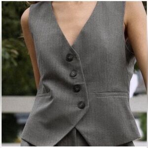 ZARA Tailored Waistcoat with asymmetrical closure XS